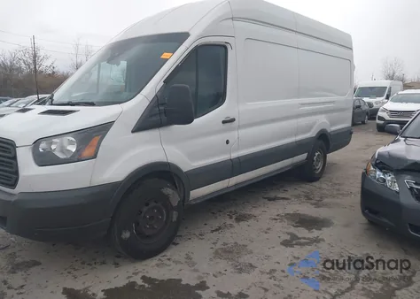 2016 Ford Transit-250 z USA, uszkodzony, nr VIN 1FTYR3XM5GKB33662